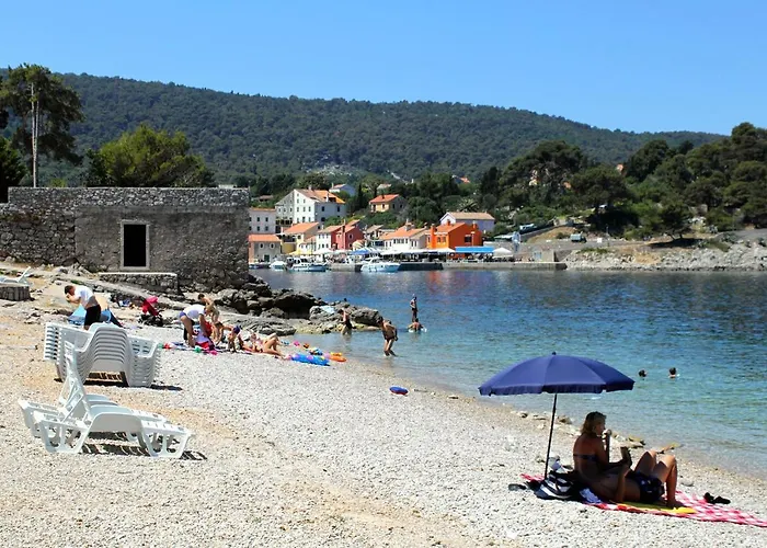 With Parking Space Veli Losinj, Losinj - 21192 Veli Lošinj