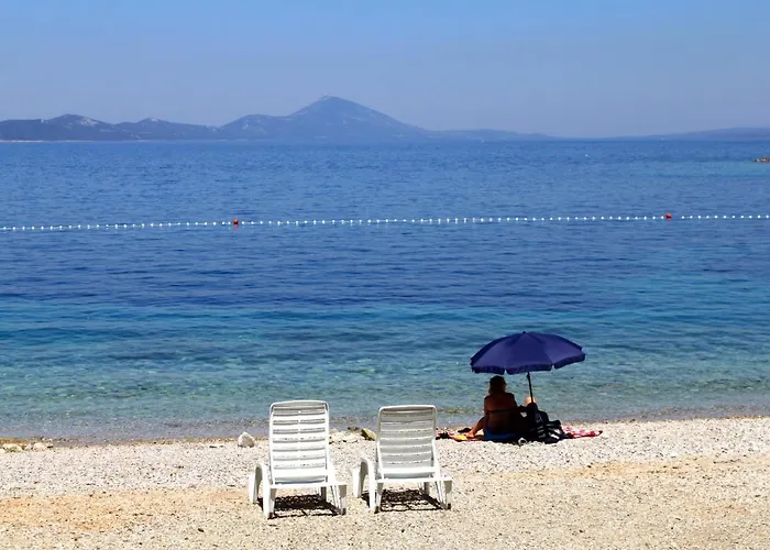 With Parking Space Veli Losinj, Losinj - 21192 Apartment *